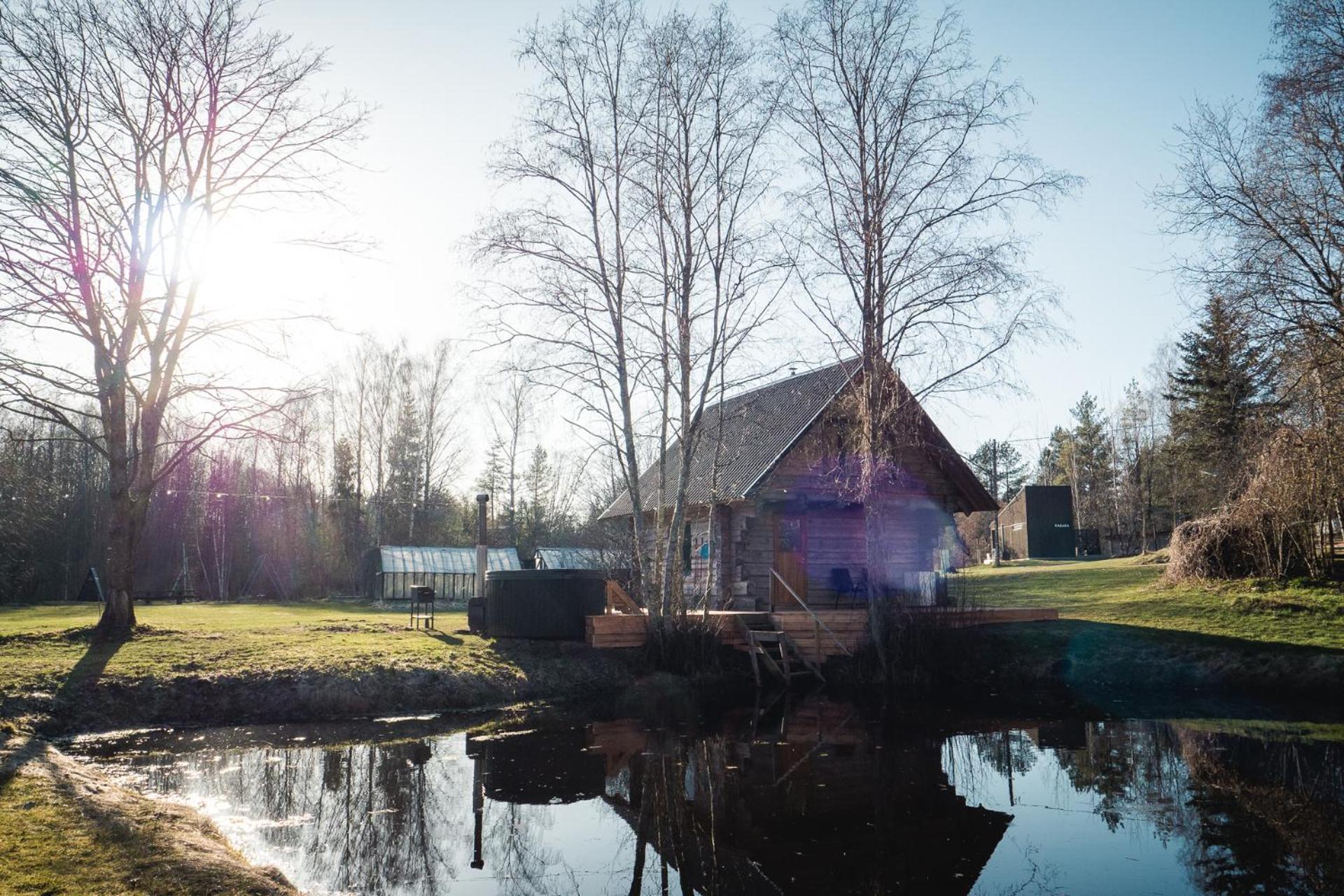 Palukuela Tiny House Kuuse *